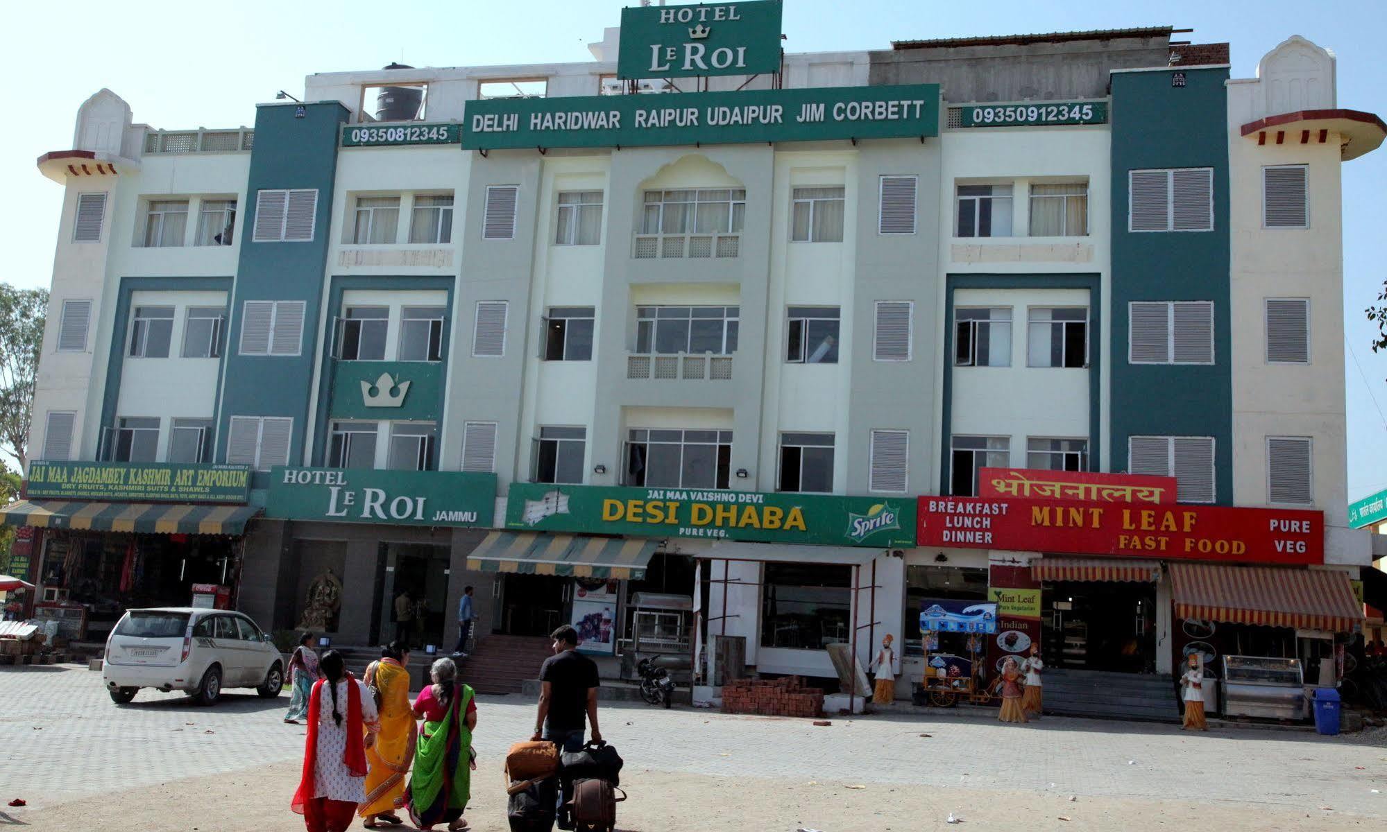 Отель Le Roi Jammu - Near Jammu Railway Station Экстерьер фото